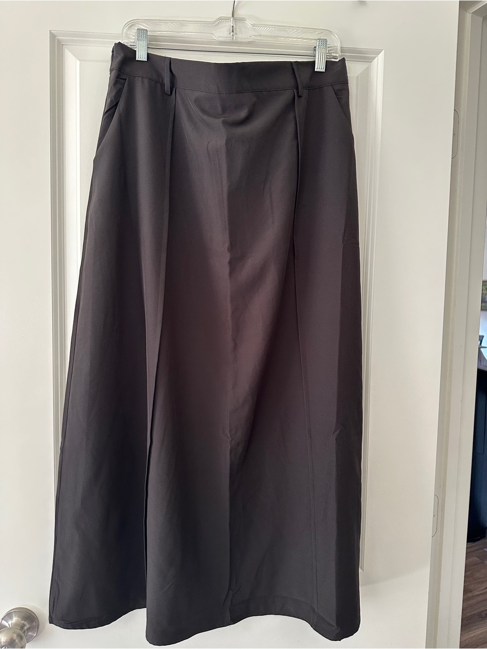 Classic A-Line Midi Skirt in Black - Picture 2 of 7